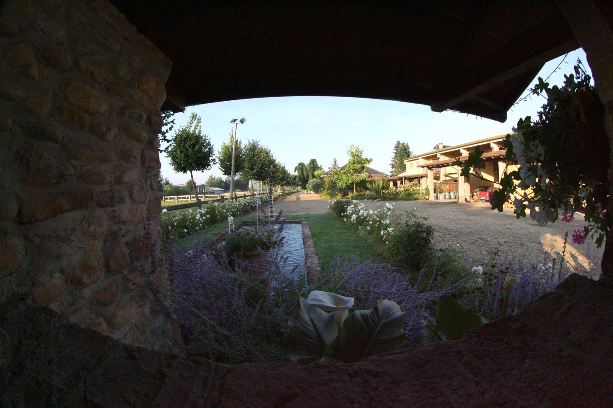 Le Soleil Villa Vigone Exteriör bild