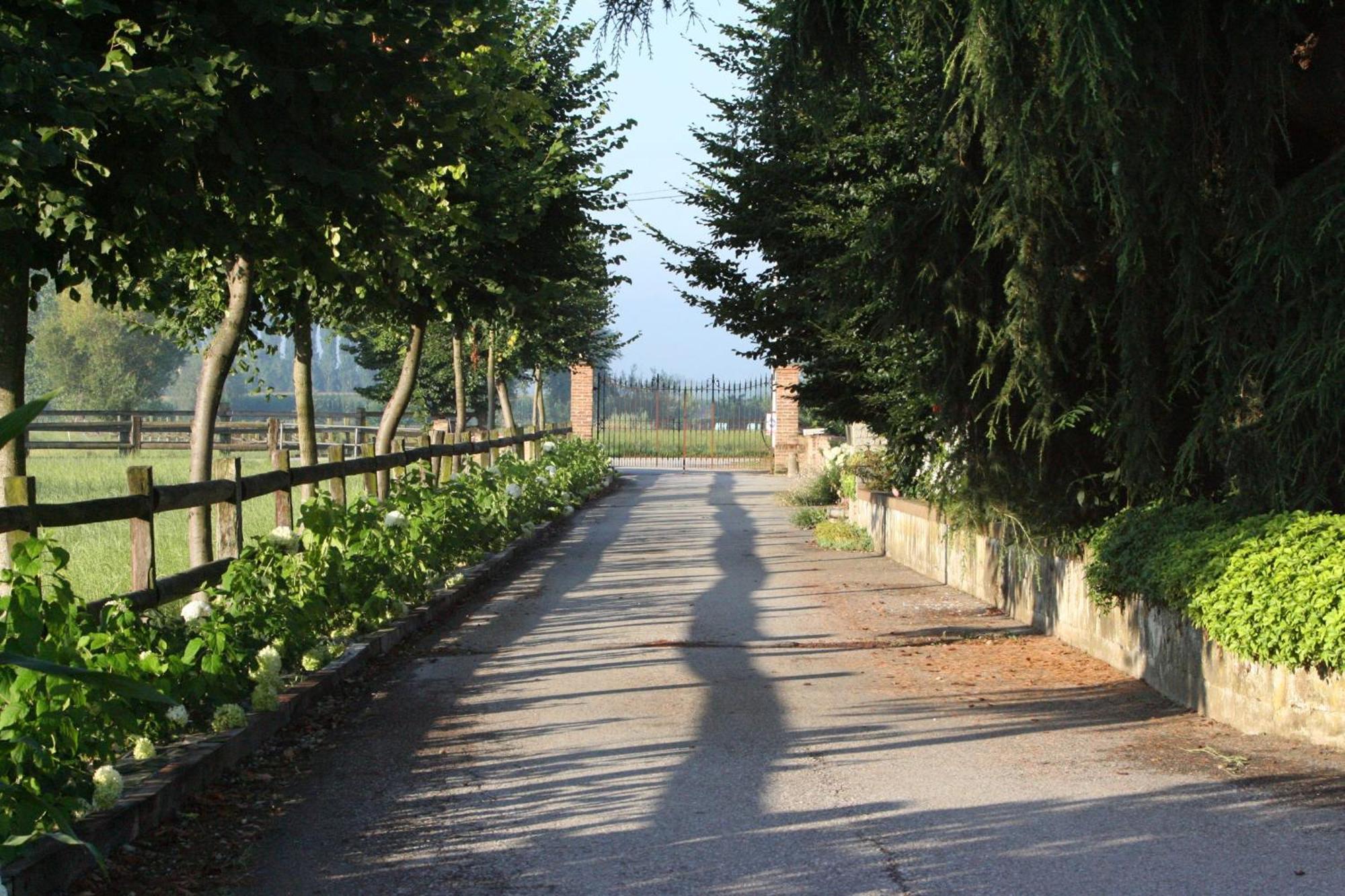 Le Soleil Villa Vigone Exteriör bild